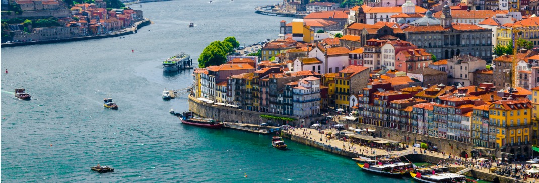 Porto in Portugal im Sommer.